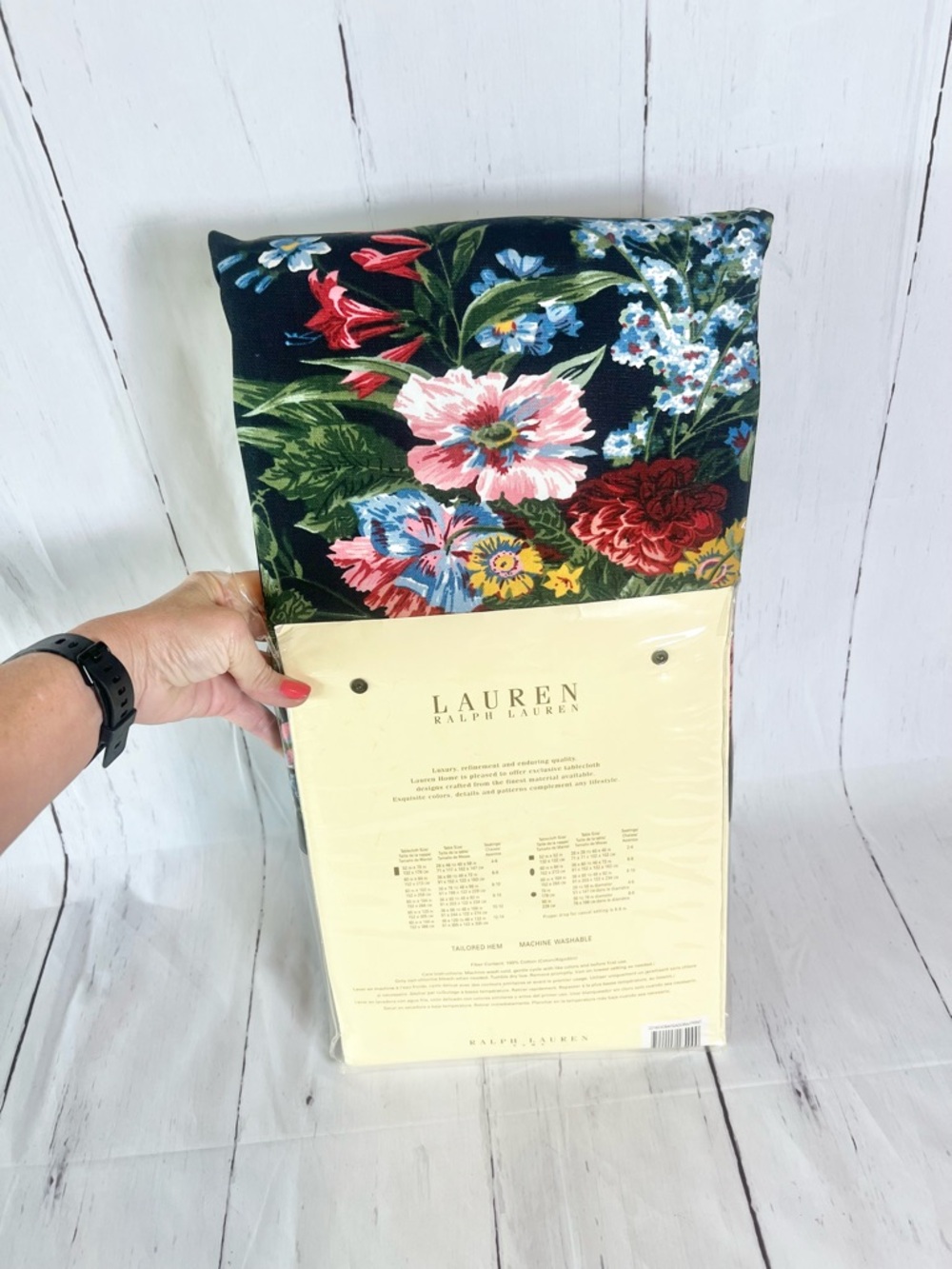 NIP Vintage Ralph Lauren Isadora Cossette Black Floral Tablecloth 60x104 Oblong - Picture 4 of 10